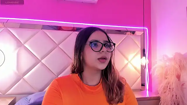 sabrinaleblanc - Sabrinaleblanc's free webcam - UK Sex Cams