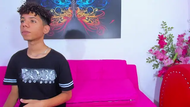 Spicy_guys webcam