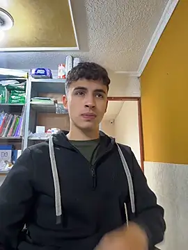 AdrianRinaldi webcam