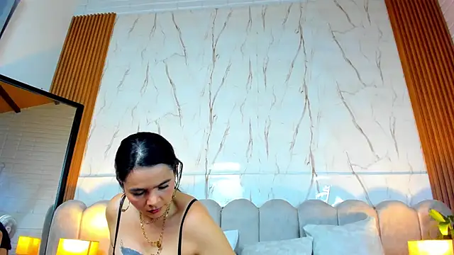 Samantha_Fiire webcam