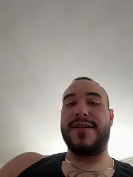 lunasex06 webcam