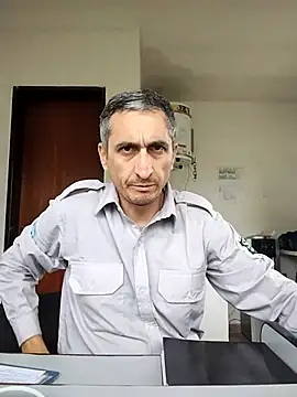 alejandro83bsf (Ask my age) - Paja con maté