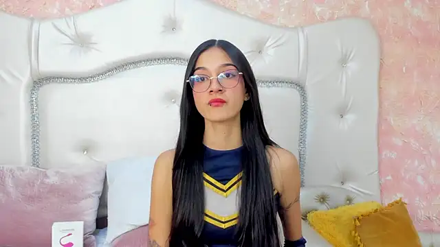 SarahDoll__ webcam