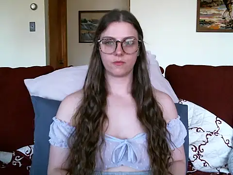 katie_kitten38 webcam