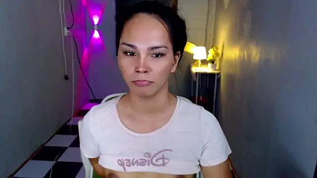 SanyaGirlx webcam