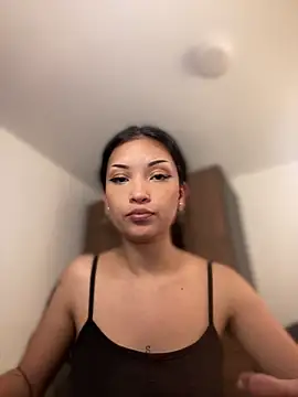 baby_lizy webcam