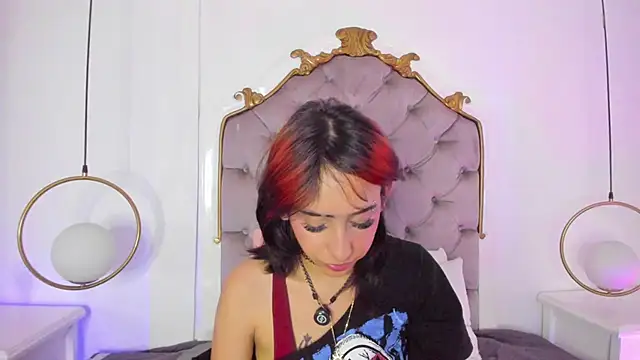mika_doll webcam