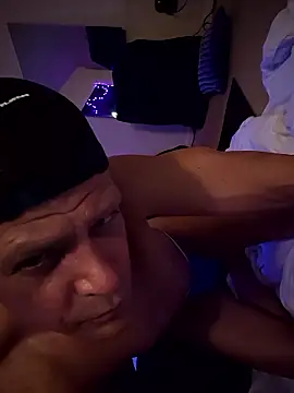 Preview of sexyassposingguy