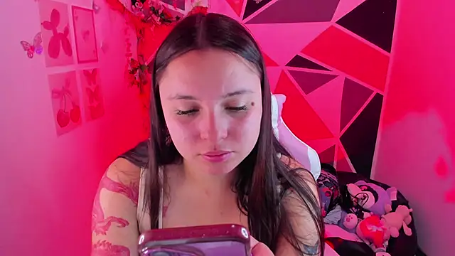 little_emma0 webcam