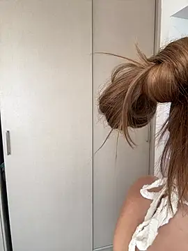 Nikii__ webcam