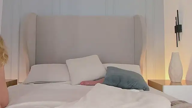 chloe_d webcam