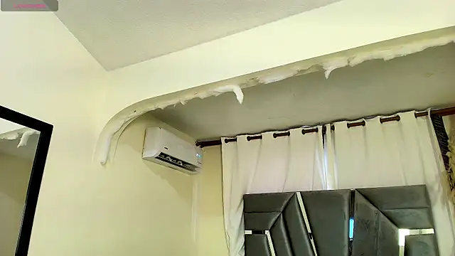 MiniLove_01 webcam