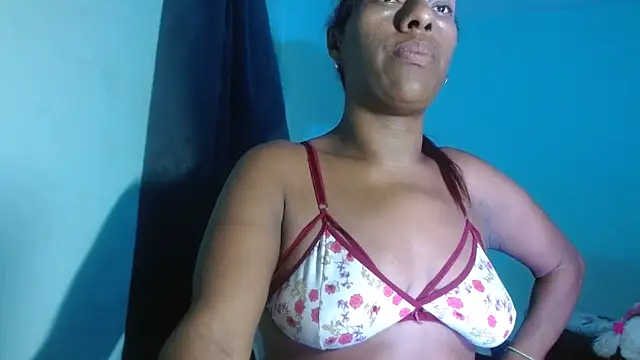 Kristal_Bronw_Lawren webcam