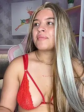 MeghanRoosee webcam