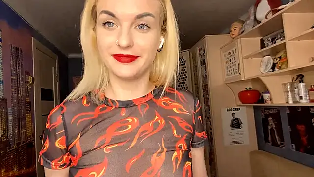 MonicaHolt webcam