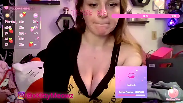 xKittyMeowz webcam