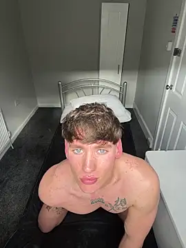 naughtyboy0124 webcam