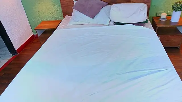 tinyy_whore18 webcam