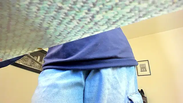 BellaFlaming webcam