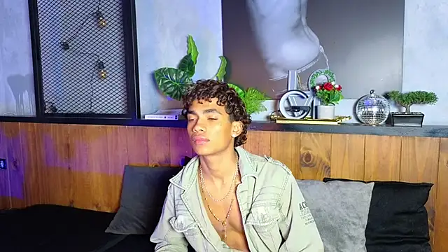 AlanCutee