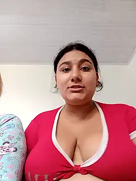 Sara_y_Amy webcam