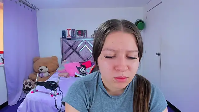 Luna_Analya webcam