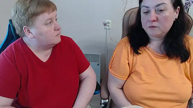Lindy-Jeanie webcam