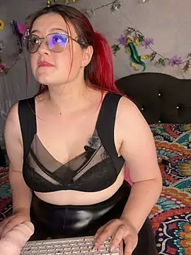 NinaGauther webcam