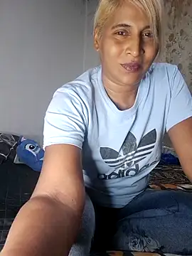 Goodgirlsue_77 webcam