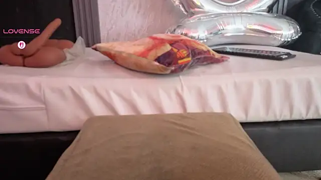 YummyDuooo webcam