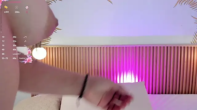 Valleriie_ webcam