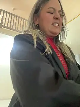 Lucy_Milf_474 webcam