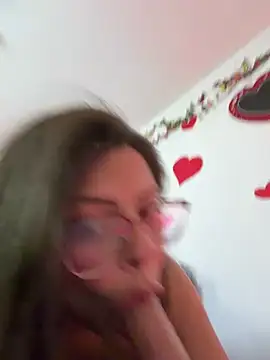 MiaCollinssx webcam