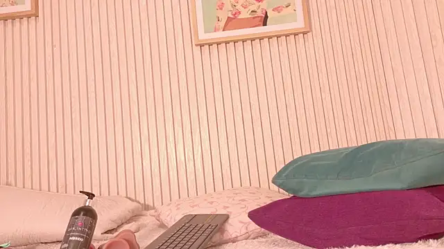 MiaJanss webcam