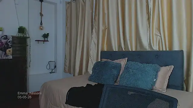Emma_hassani webcam