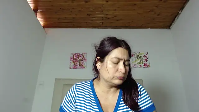 ArtemisaFoxx webcam