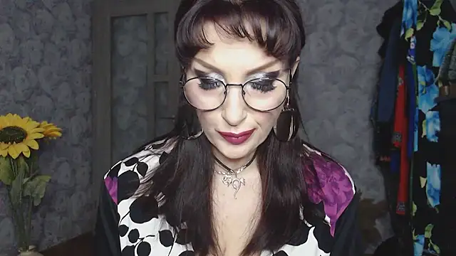 Aziza1 webcam