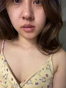 美女Liliya-77在线直播