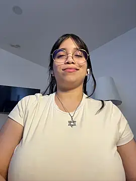 tati_reyess webcam