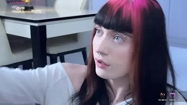 Vailyreb_ webcam