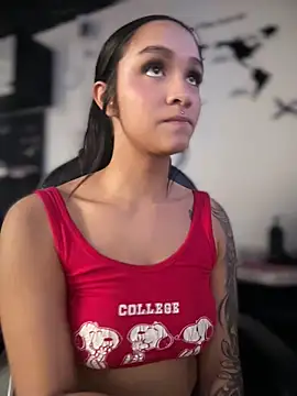 Isabella-Teen webcam
