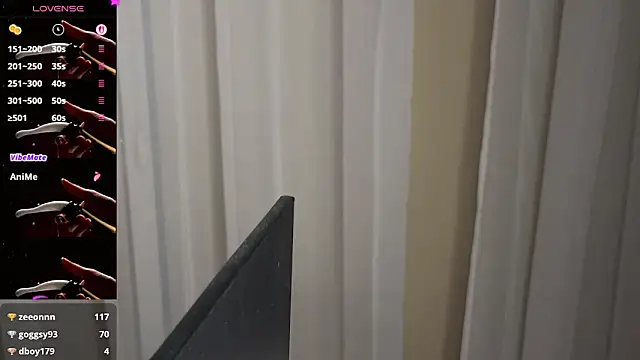 Deborah_lowe webcam