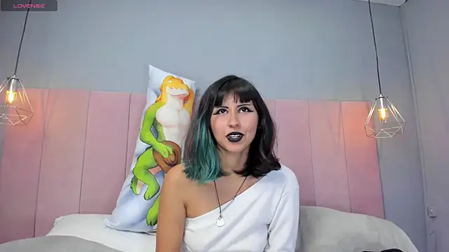 KleoLennox webcam