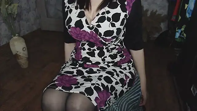 Aziza1 webcam