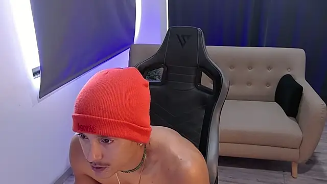 Liam_V webcam