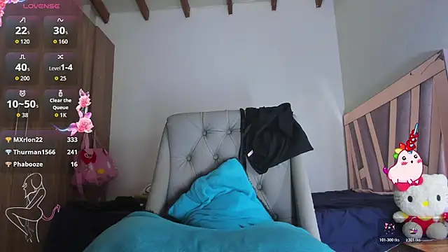 SkyeGabbyRose webcam