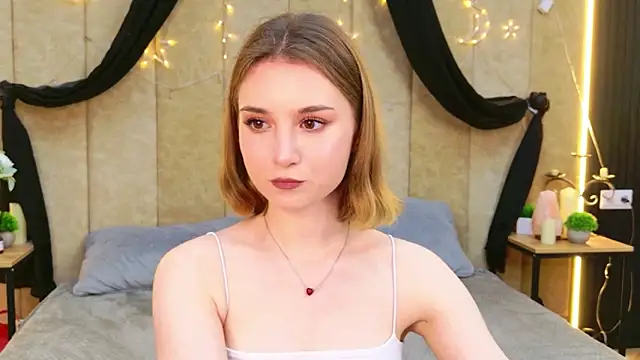 Janice_Corona webcam