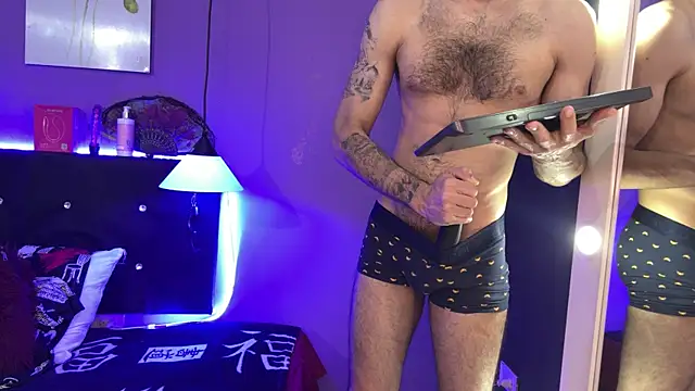 Karim_mansur webcam