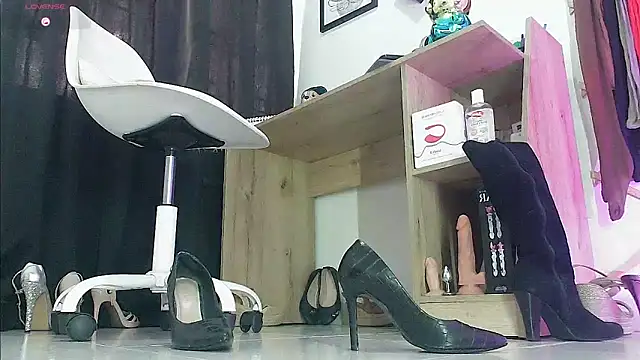 myla_sarah webcam