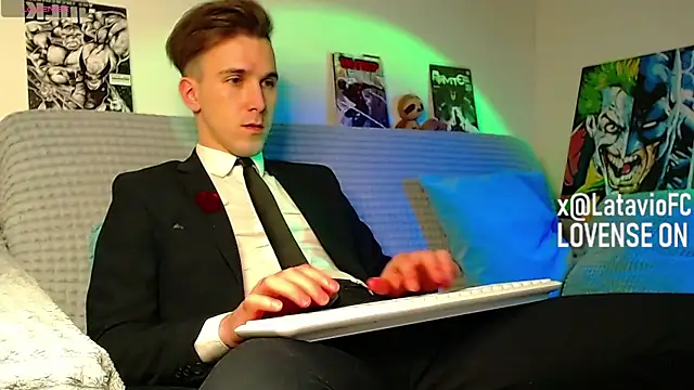 Midnighter_ live sex cam